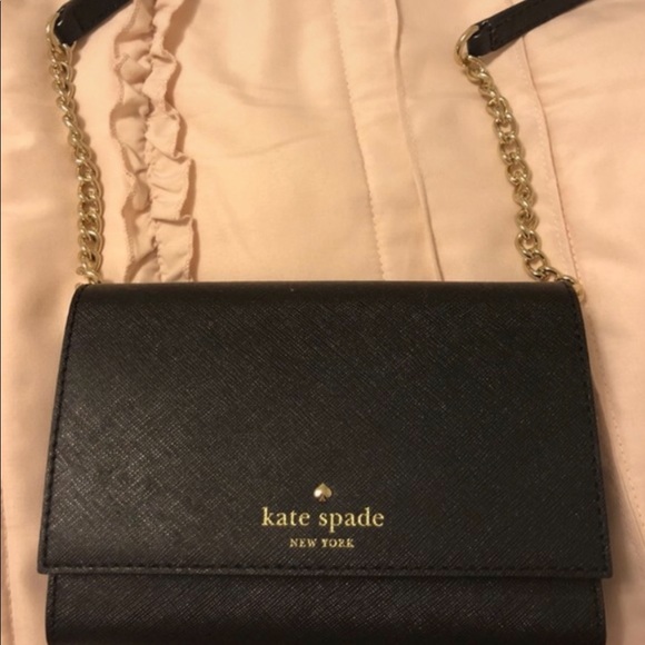 Kate Spade side purse - Picture 1 of 3